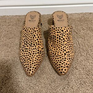 Women's Tan Leopard Print Mules